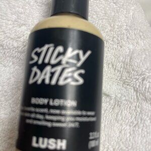 Lush Sticky Dates Lotion